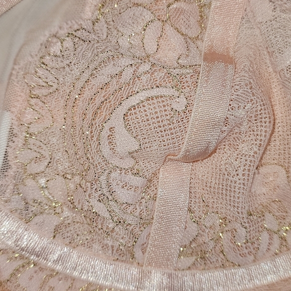 Torrid Pink Bridgerton Vibes Strappy Lurex Lace Underwire Bra - Picture 7 of 12